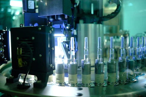 中國新冠疫苗 權(quán)威專家回應(yīng)安全、有效與產(chǎn)能關(guān)切